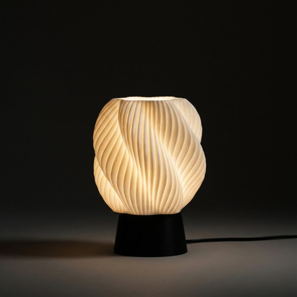 Ropelay Swirl Lamp