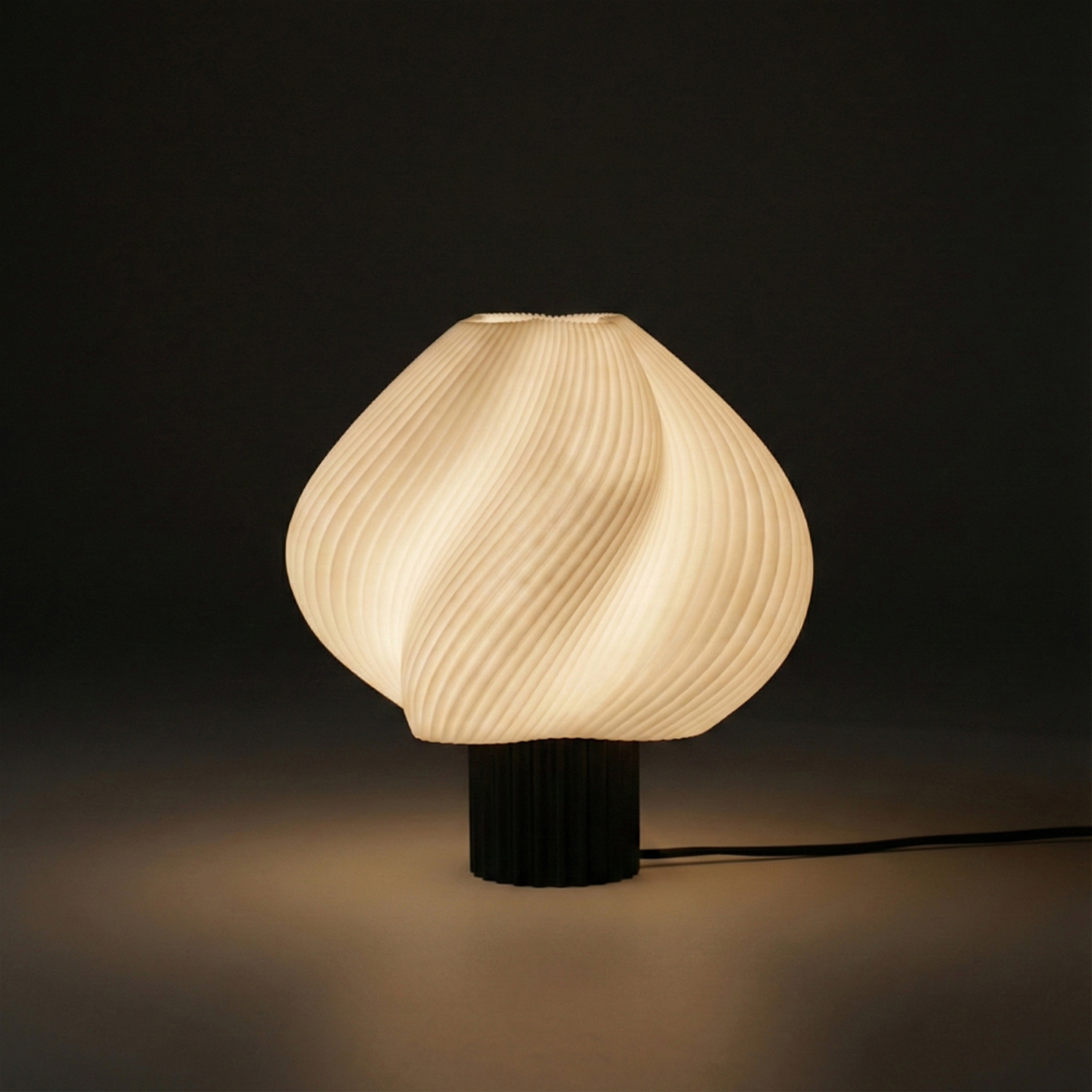 Sepal Swirl Lamp